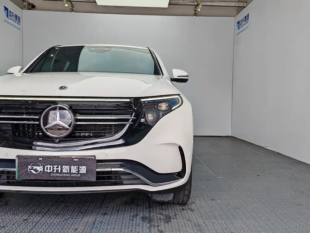 Mercedes-Benz EQC — миниатюра 19
