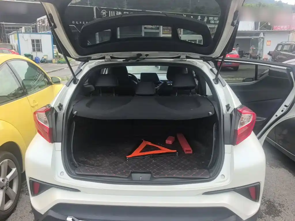 Toyota C-HR — миниатюра 19