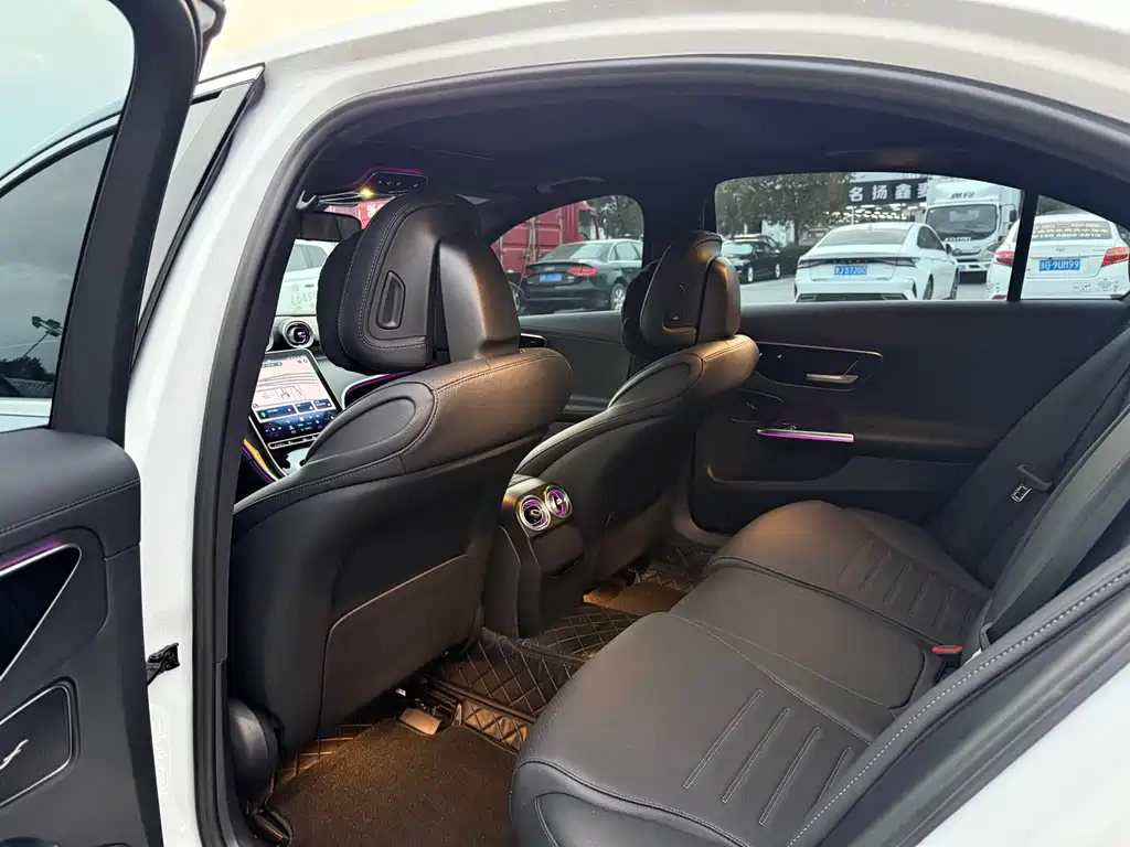 MERCEDES-BENZ C CLASS