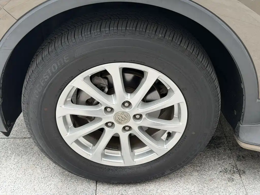 Buick Envision Plus — миниатюра 15