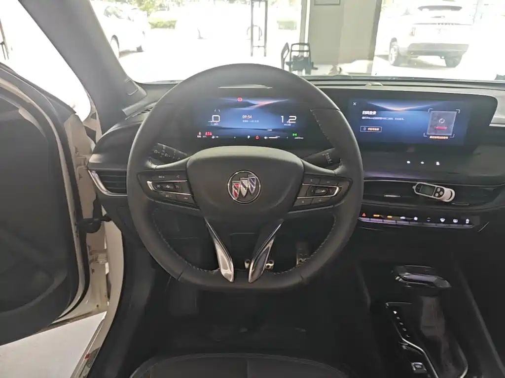 Buick Verano — миниатюра 11