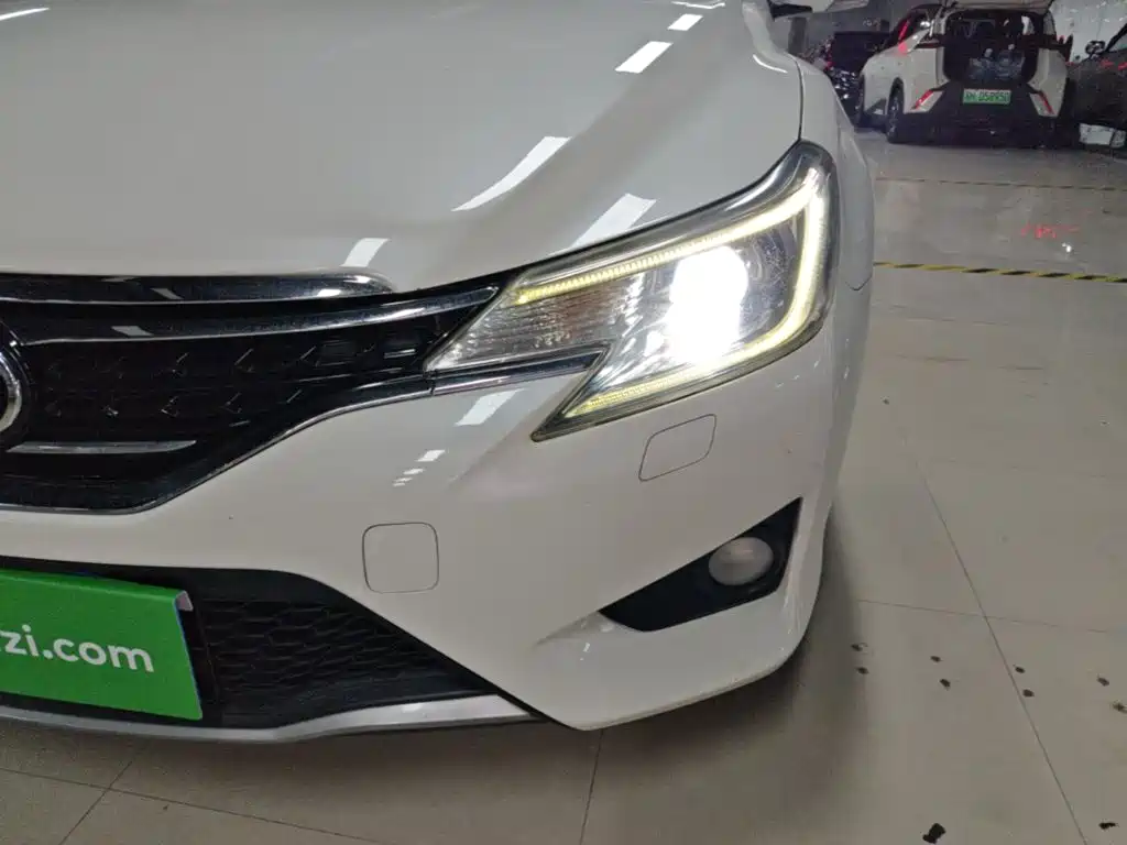 Toyota Reiz — миниатюра 24
