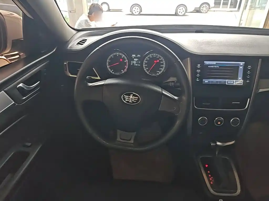 Bestune B30 — миниатюра 11