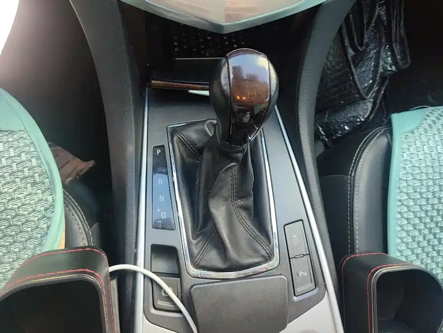 Cadillac SRX — миниатюра 16