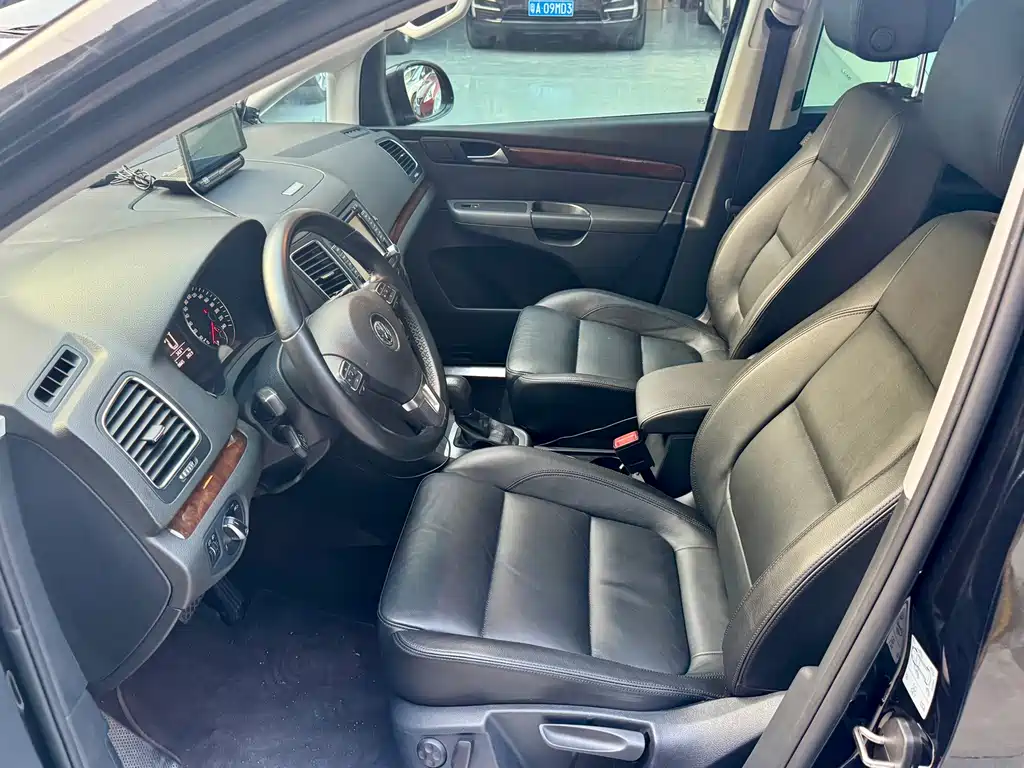 Volkswagen Sharan — миниатюра 13