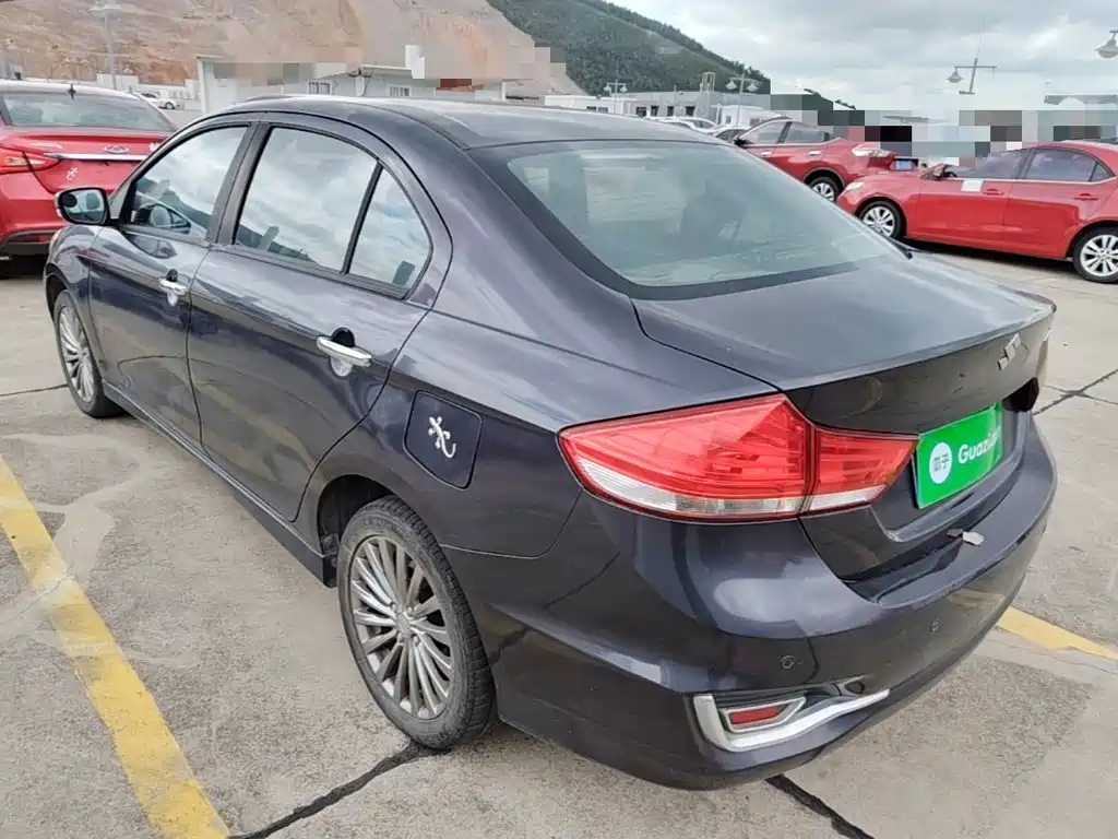 Suzuki Alivio — миниатюра 5