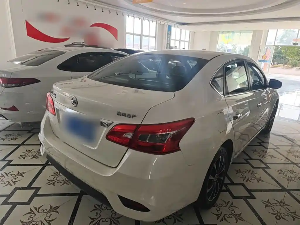 Nissan Sylphy — миниатюра 7