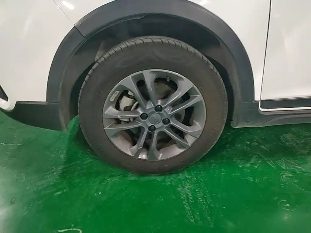 Geely Vision X3 — миниатюра 23
