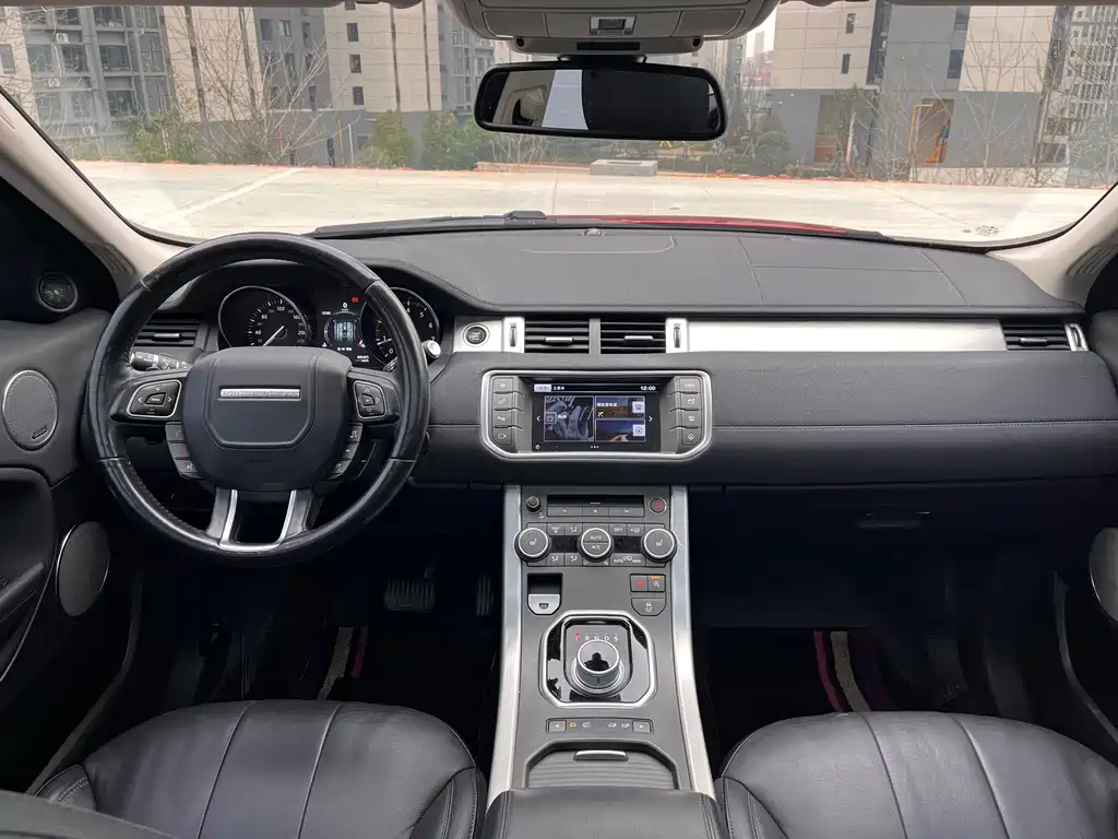 Land Rover Evoque — миниатюра 13