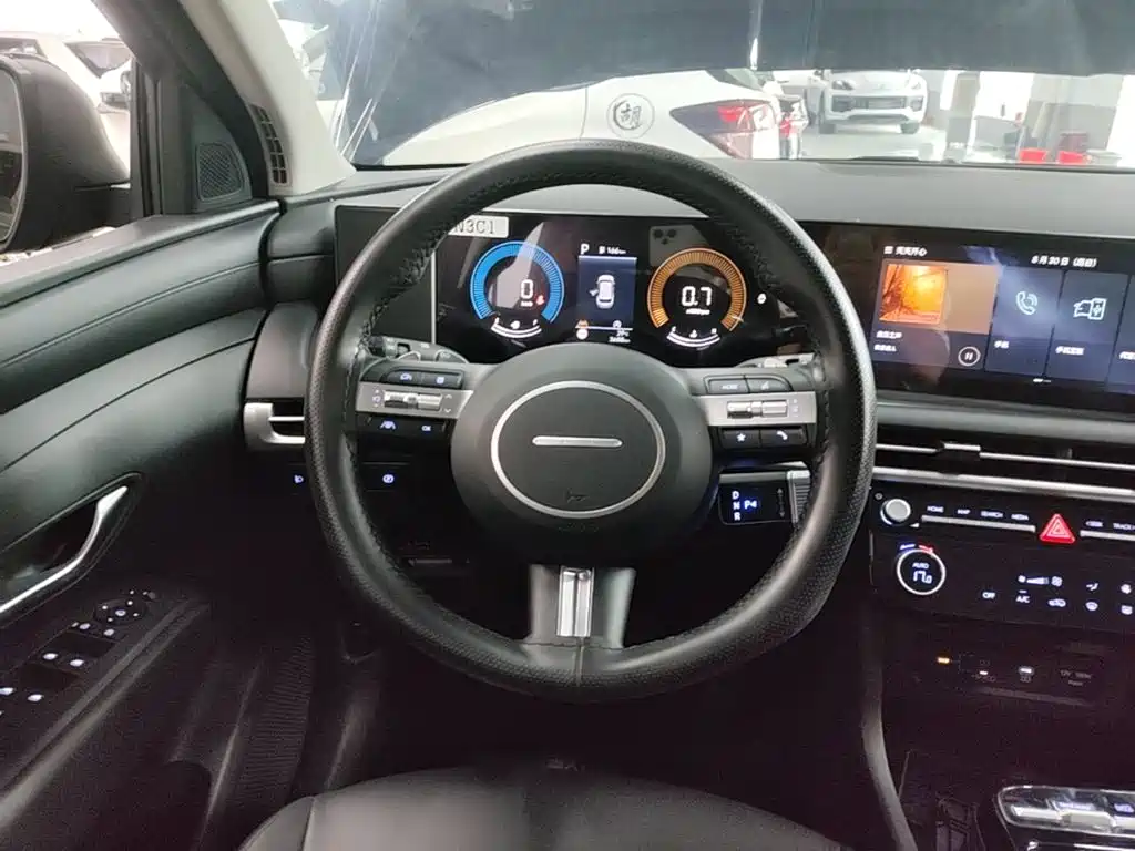 Hyundai Tucson — миниатюра 11