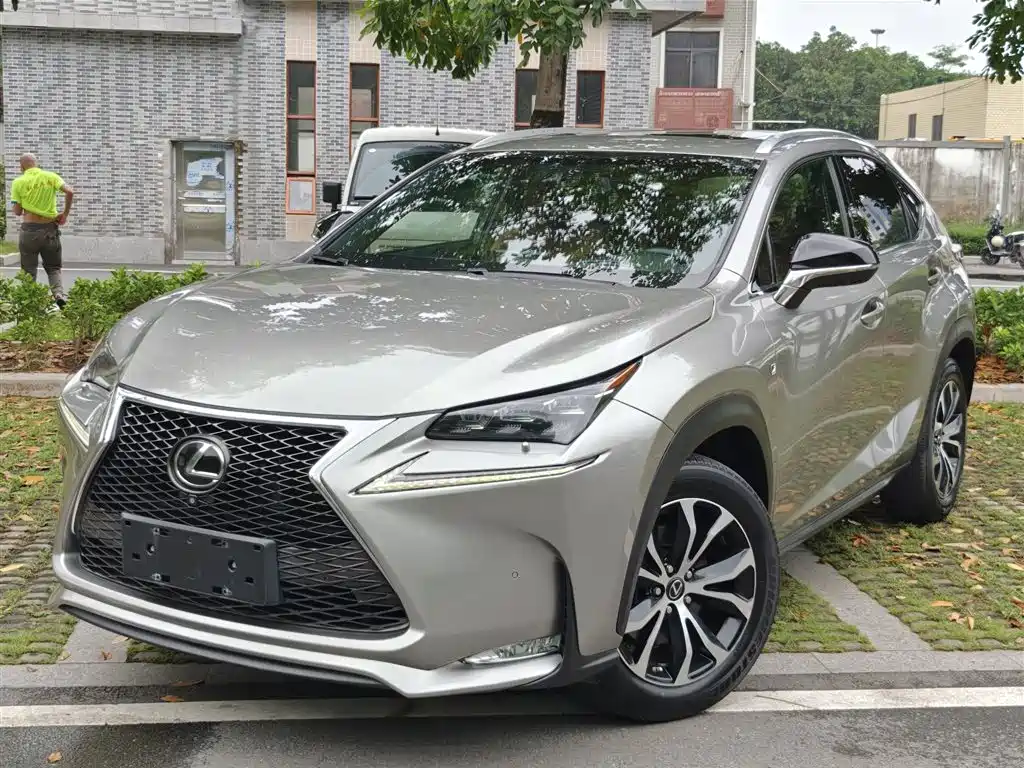 Купить Lexus NX