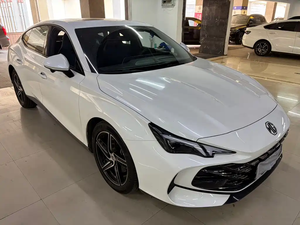 MG 7 2023 1.5T DCT Luxury