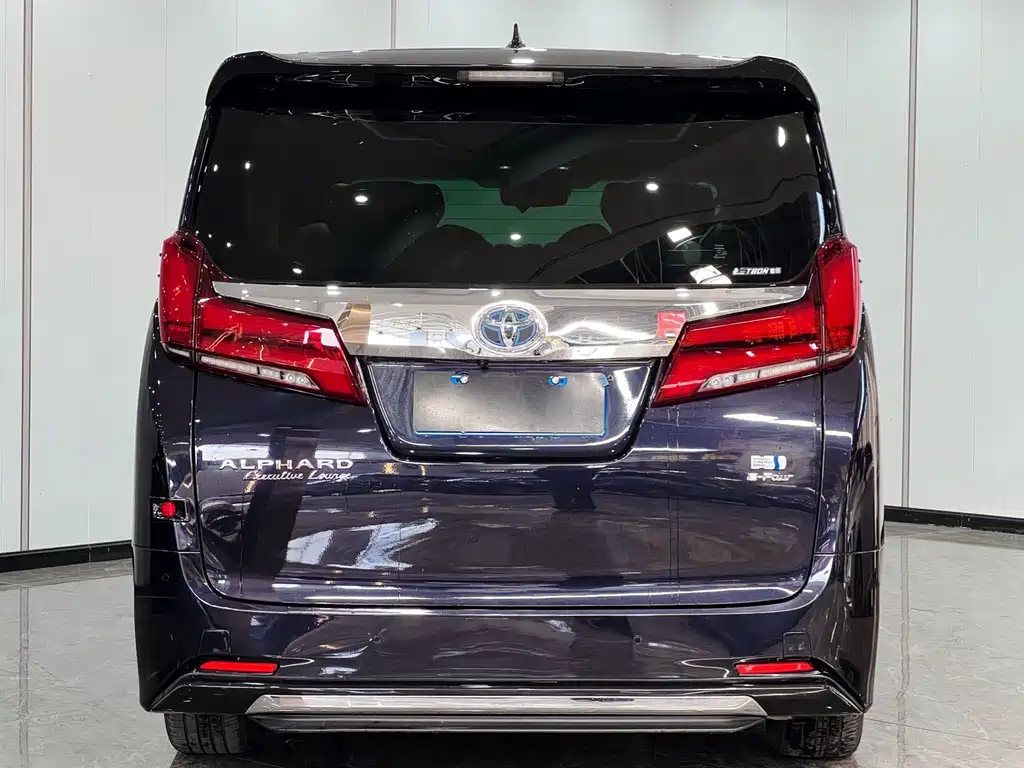 Toyota Vellfire 2019 2.5L HV Luxury