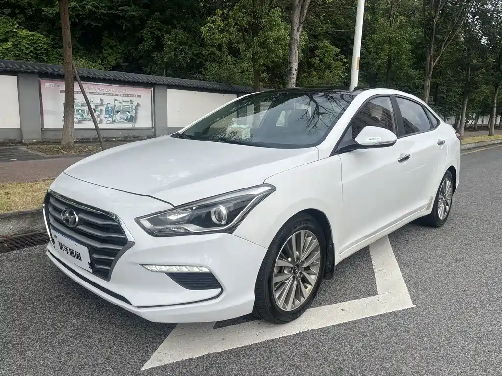Hyundai Mistra