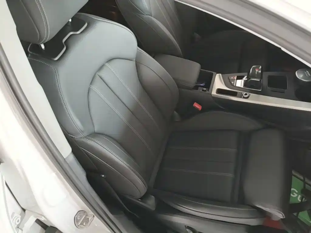 Audi A4L — миниатюра 25