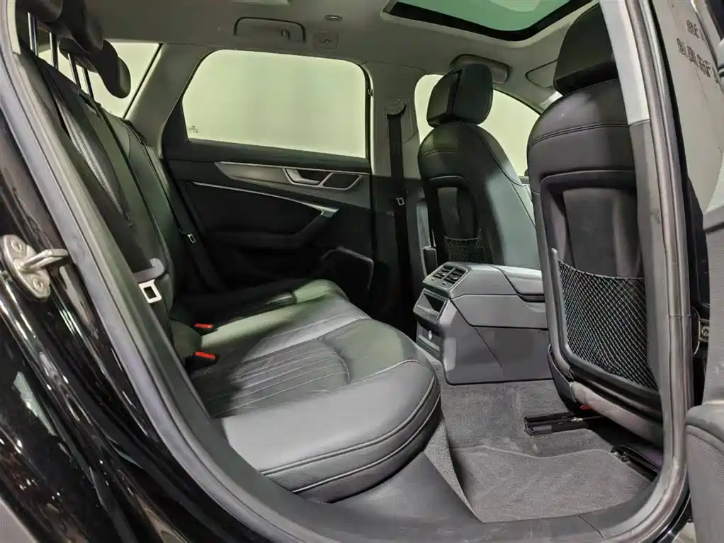 Audi A6 2022 allroad quattro 55 TFSI Premium