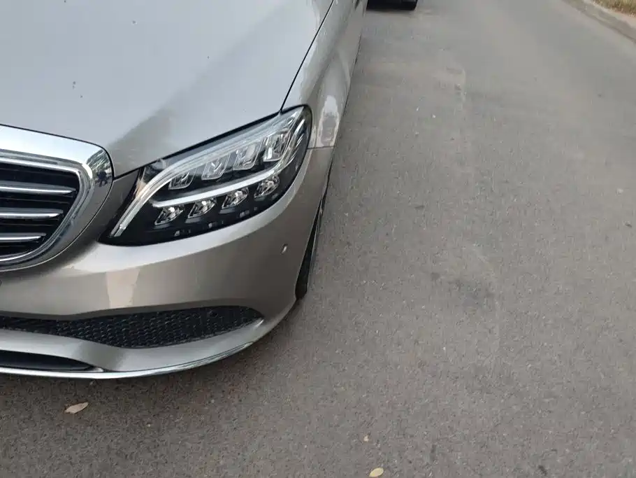 Mercedes-Benz C-Class — миниатюра 5