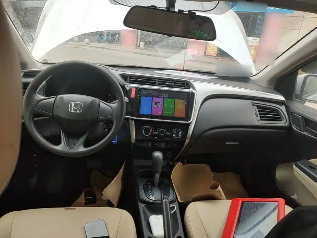 Honda City — миниатюра 10