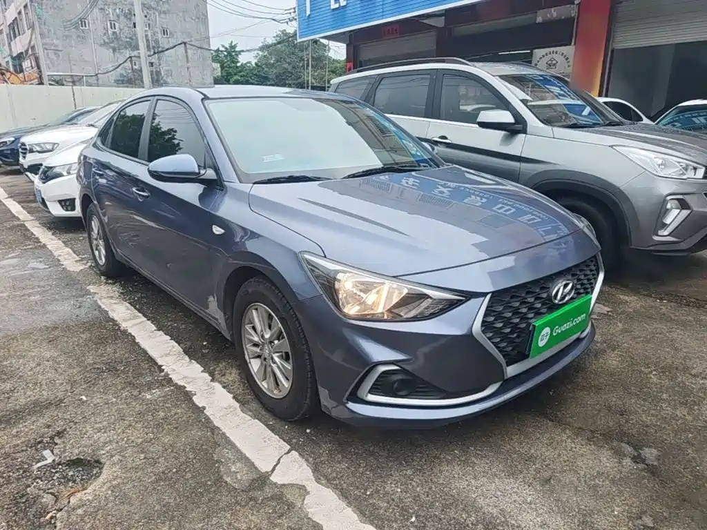 Hyundai Elantra — миниатюра 4
