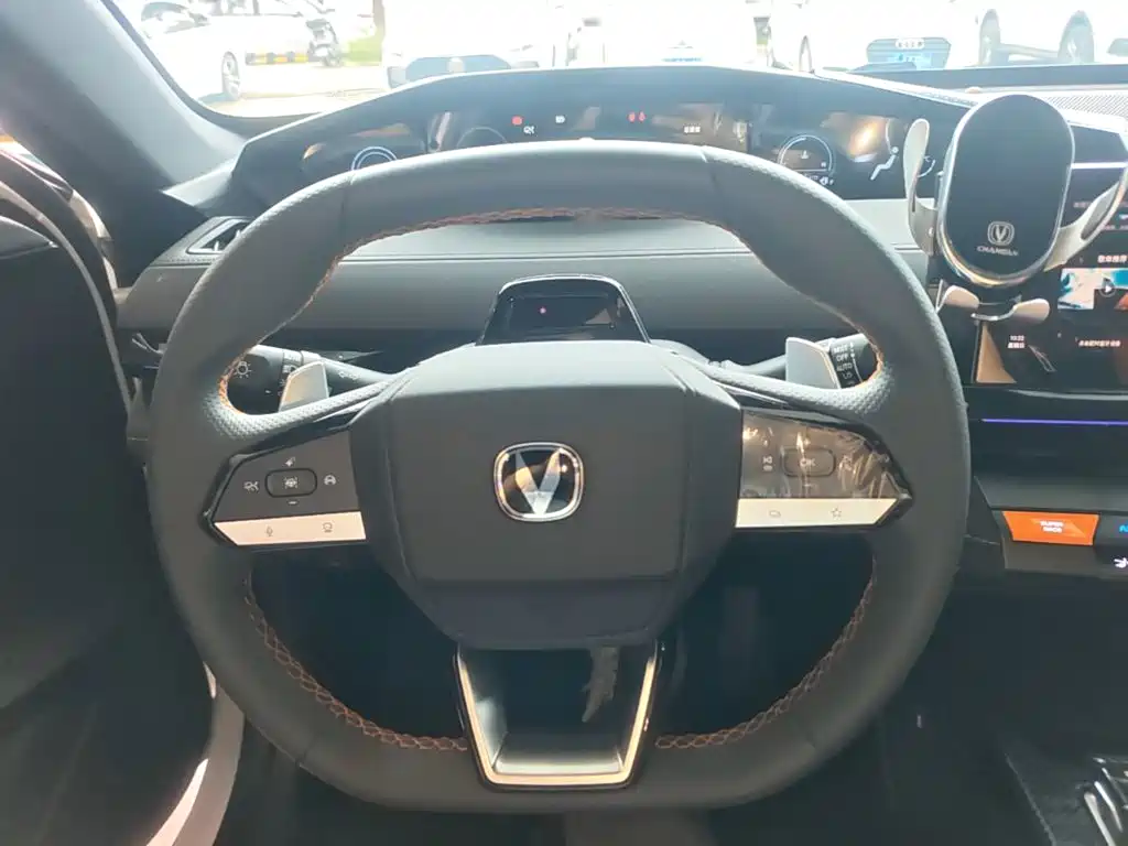 Changan UNI-V — миниатюра 11