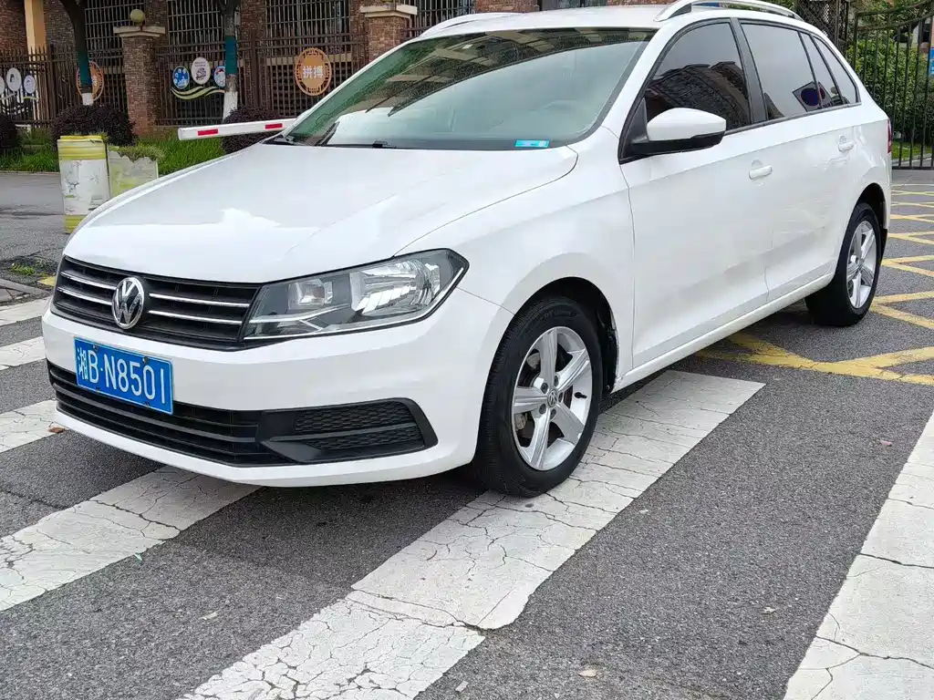 Volkswagen Santana 2016