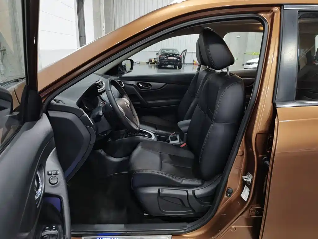 Nissan X-Trail — миниатюра 10