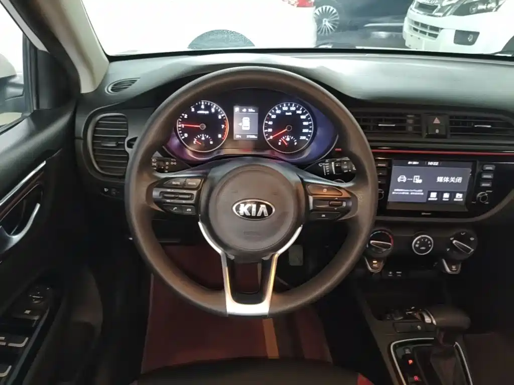 Kia KX Cross — миниатюра 11