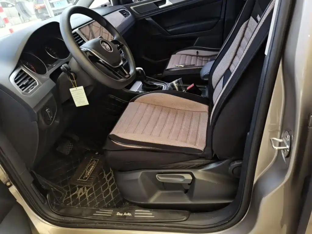 Volkswagen Golf Sportsvan — миниатюра 15