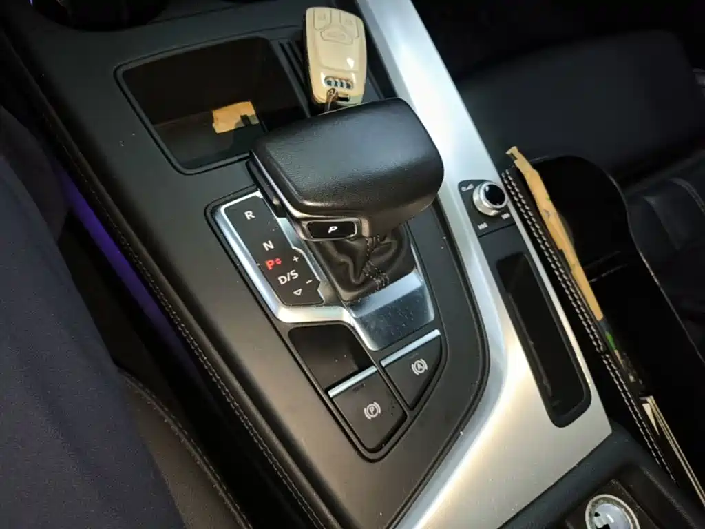 Audi A4L — миниатюра 14