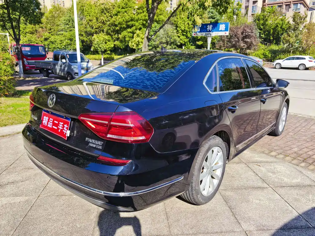 Volkswagen Passat — миниатюра 9