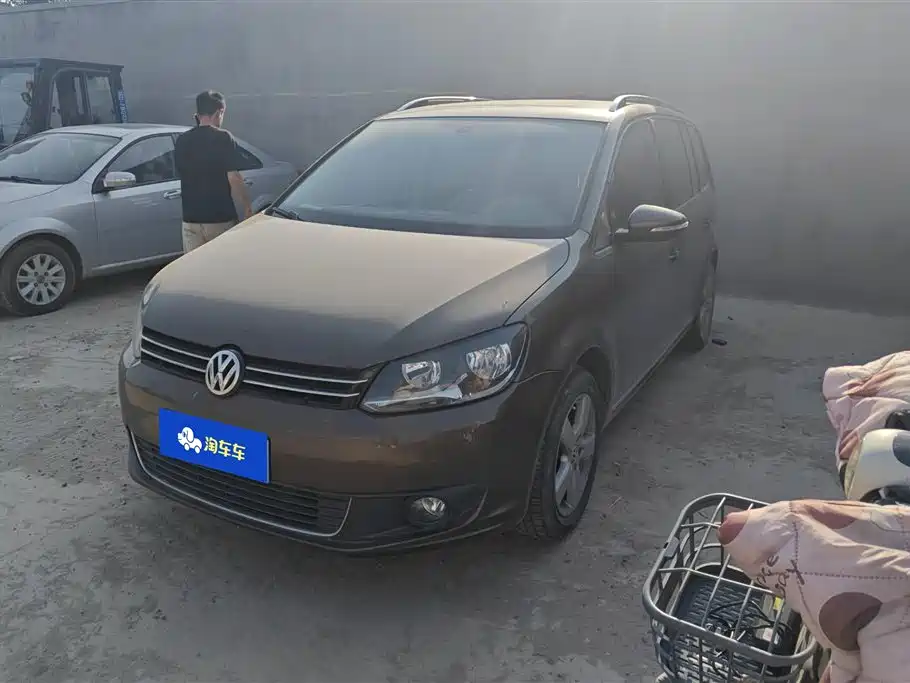Купить Volkswagen Touran