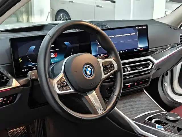 BMW i3 — миниатюра 13