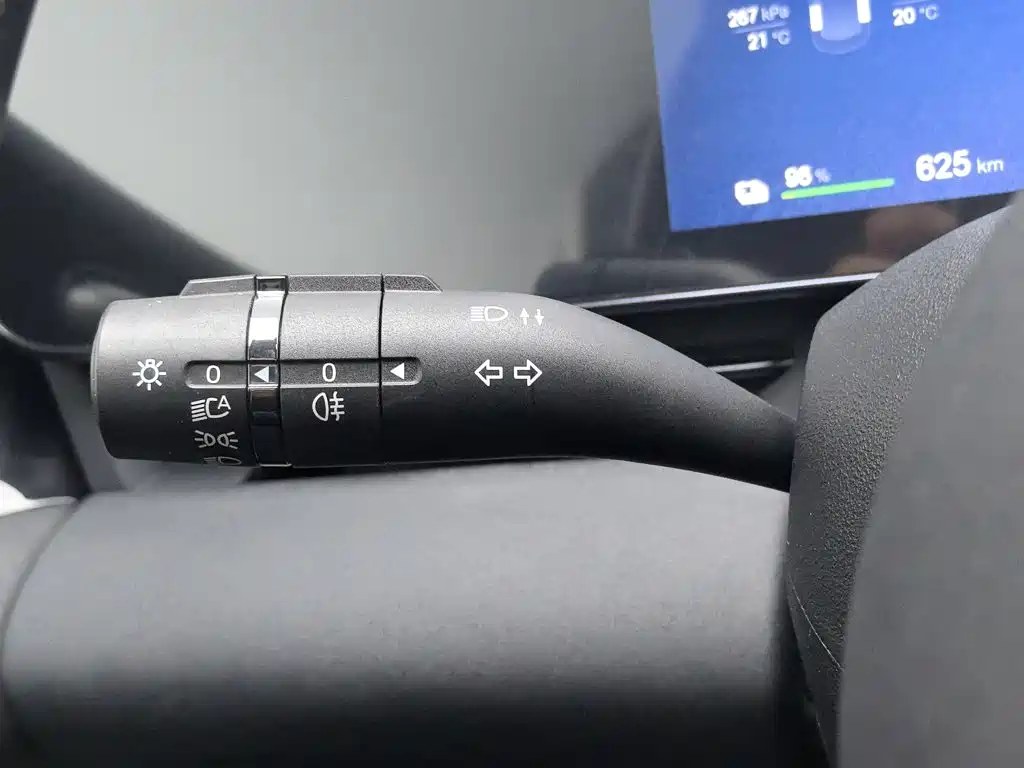 BYD Seal — миниатюра 21