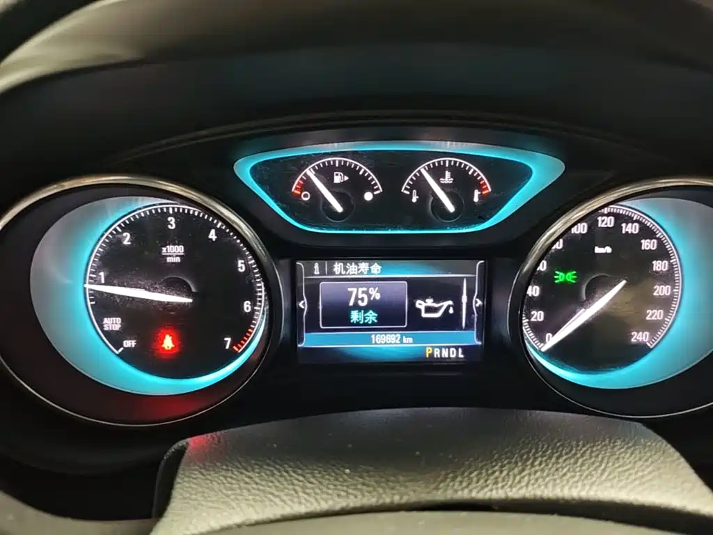Buick Envision Plus — миниатюра 12