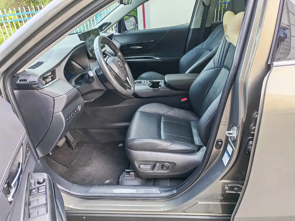 Toyota Harrier — миниатюра 11