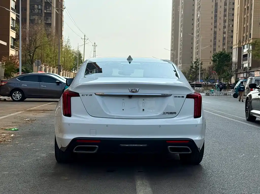 CADILLAC CT5