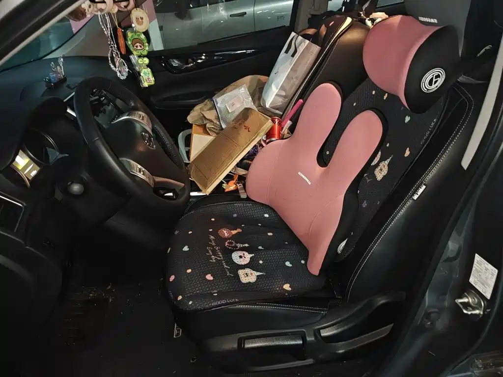 Nissan Tiida — миниатюра 16