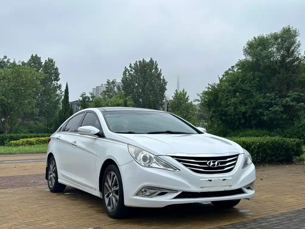 Hyundai Sonata — миниатюра 3