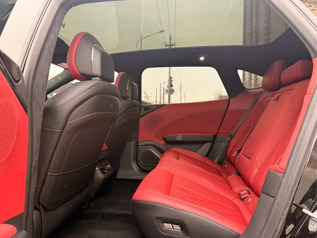 ZEEKR EXTREME KRYPTON 007GT