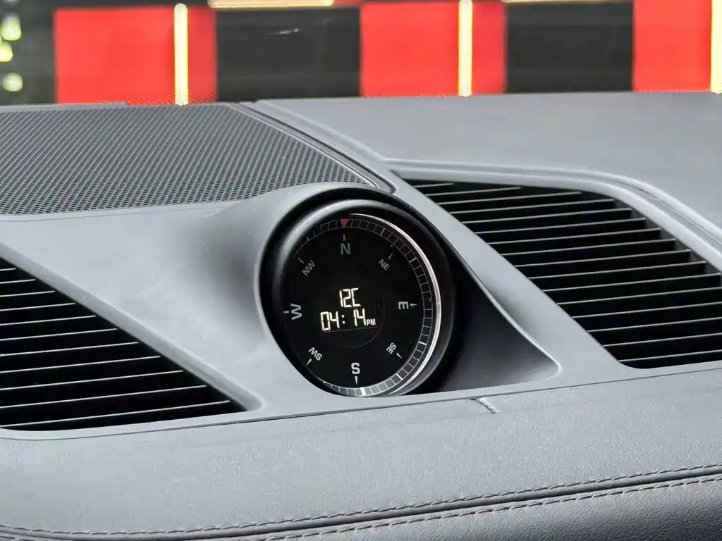 PORSCHE CAYENNE NEW ENERGY