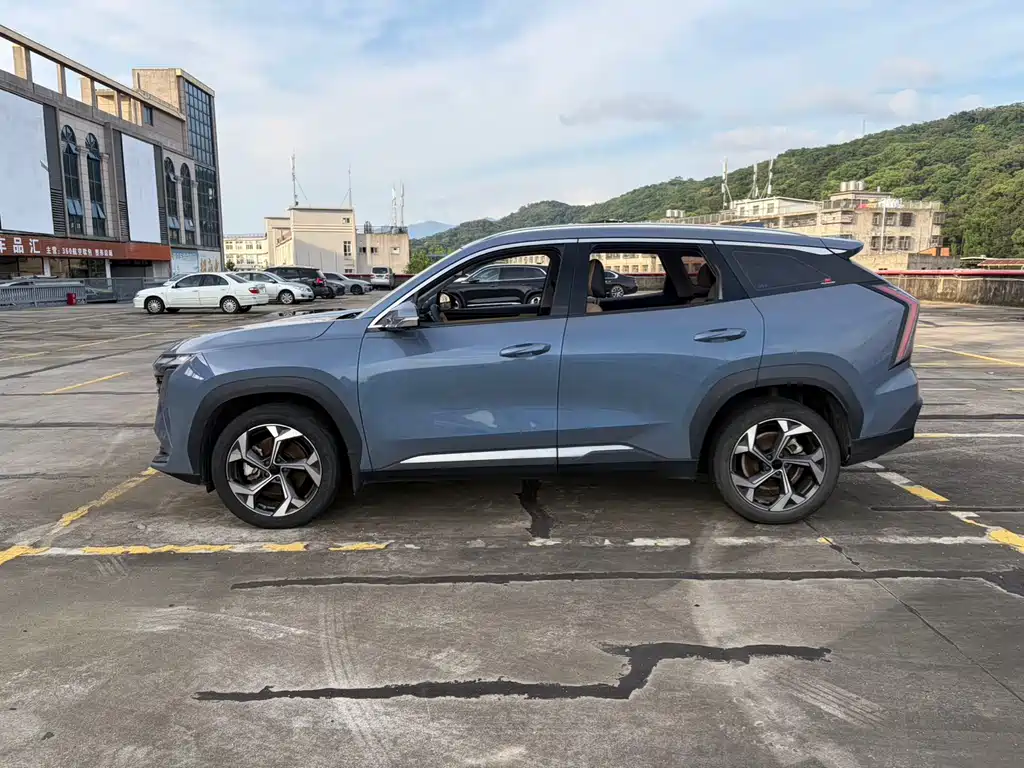 Geely Boyue L L 2023 1.5TD DCT Luxury