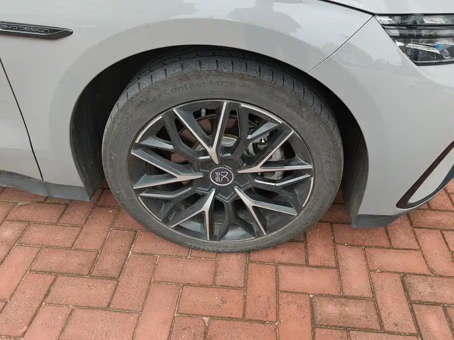 BYD Han — миниатюра 6