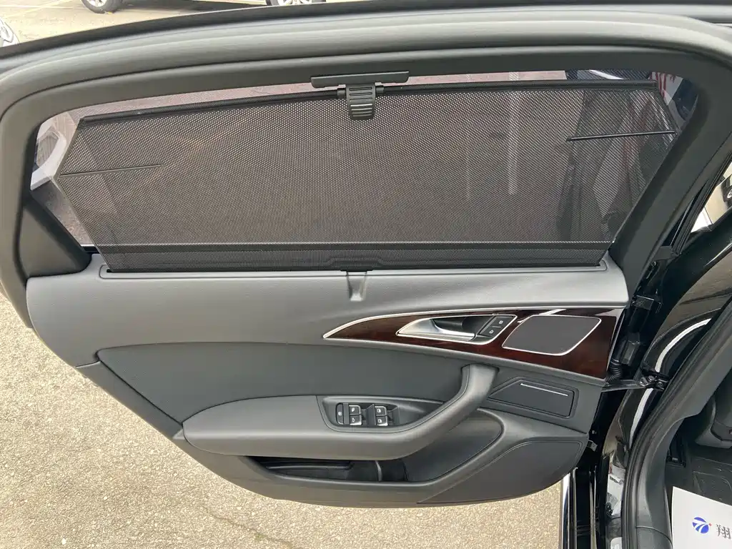 Audi A6L — миниатюра 12
