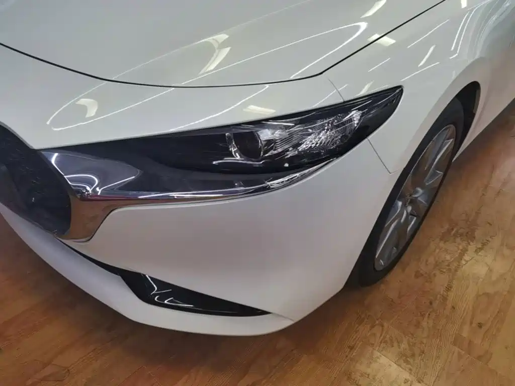 Mazda 3 Axela — миниатюра 24