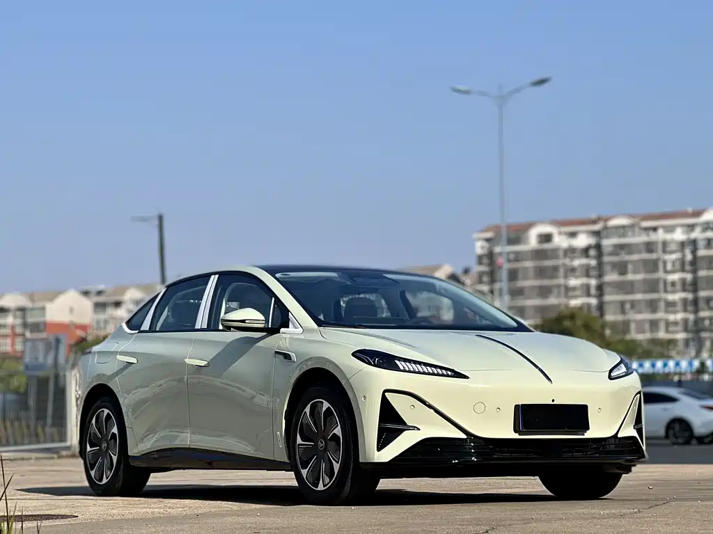 Hongqi HONGQI TIANGONG 05