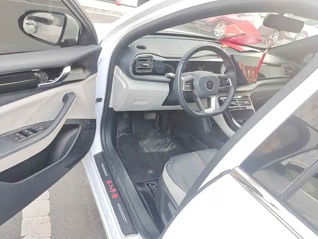 BYD Qin PLUS — миниатюра 16