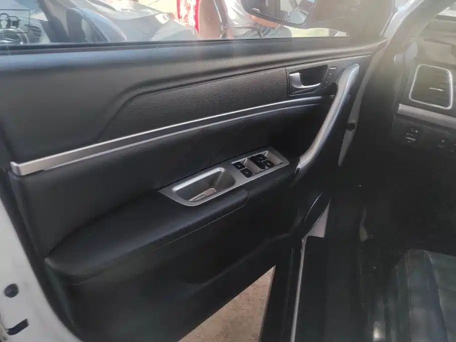 Haval M6 — миниатюра 7