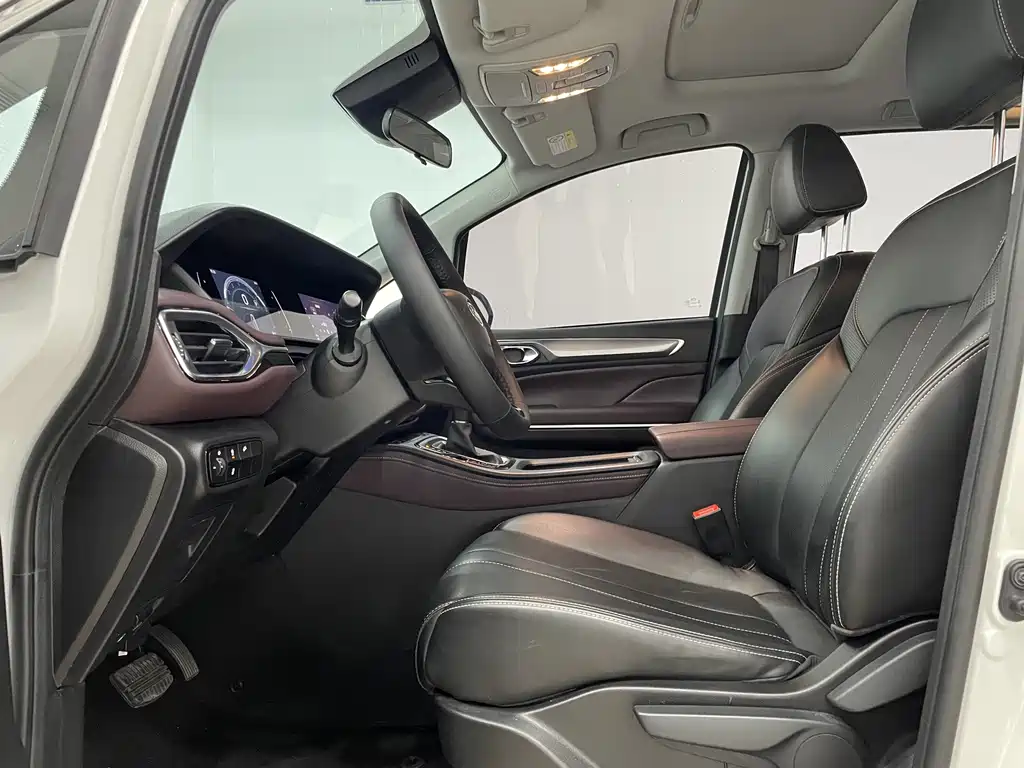 GAC Motor Trumpchi M6 — миниатюра 6