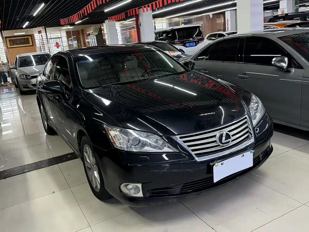 Lexus ES — миниатюра 3