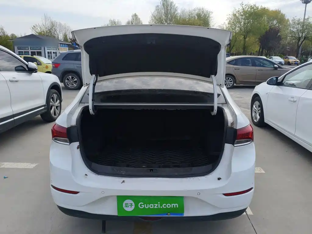 Buick Excelle — миниатюра 19